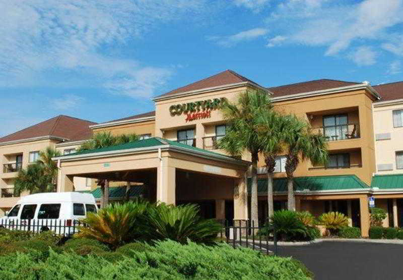 Courtyard By Marriott Jacksonville Airport/ Northeast Exterior photo