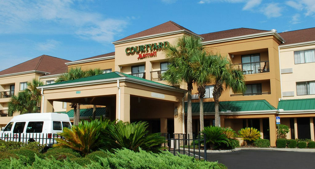 Courtyard By Marriott Jacksonville Airport/ Northeast Exterior photo